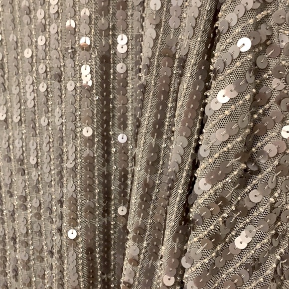 Vila Denmark - silver/gray sequin top - Picture 10 of 16